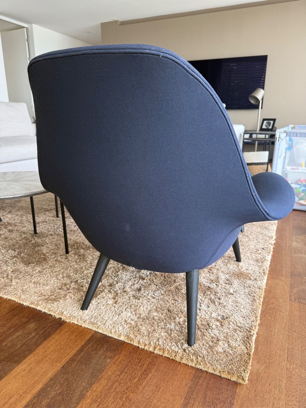 Sessel: 2 x Fredericia Swoon Lounge Chairs + Sofahocker – Gebraucht aus Horgen von cccamillla 4