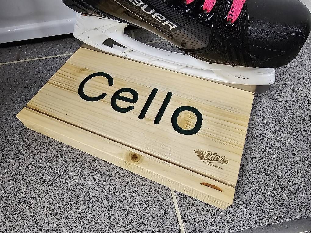 Guardaroba: Schlittschuh Brett , Schliffschuh Brättli – Usato da Hägendorf venduto da Marco24 4