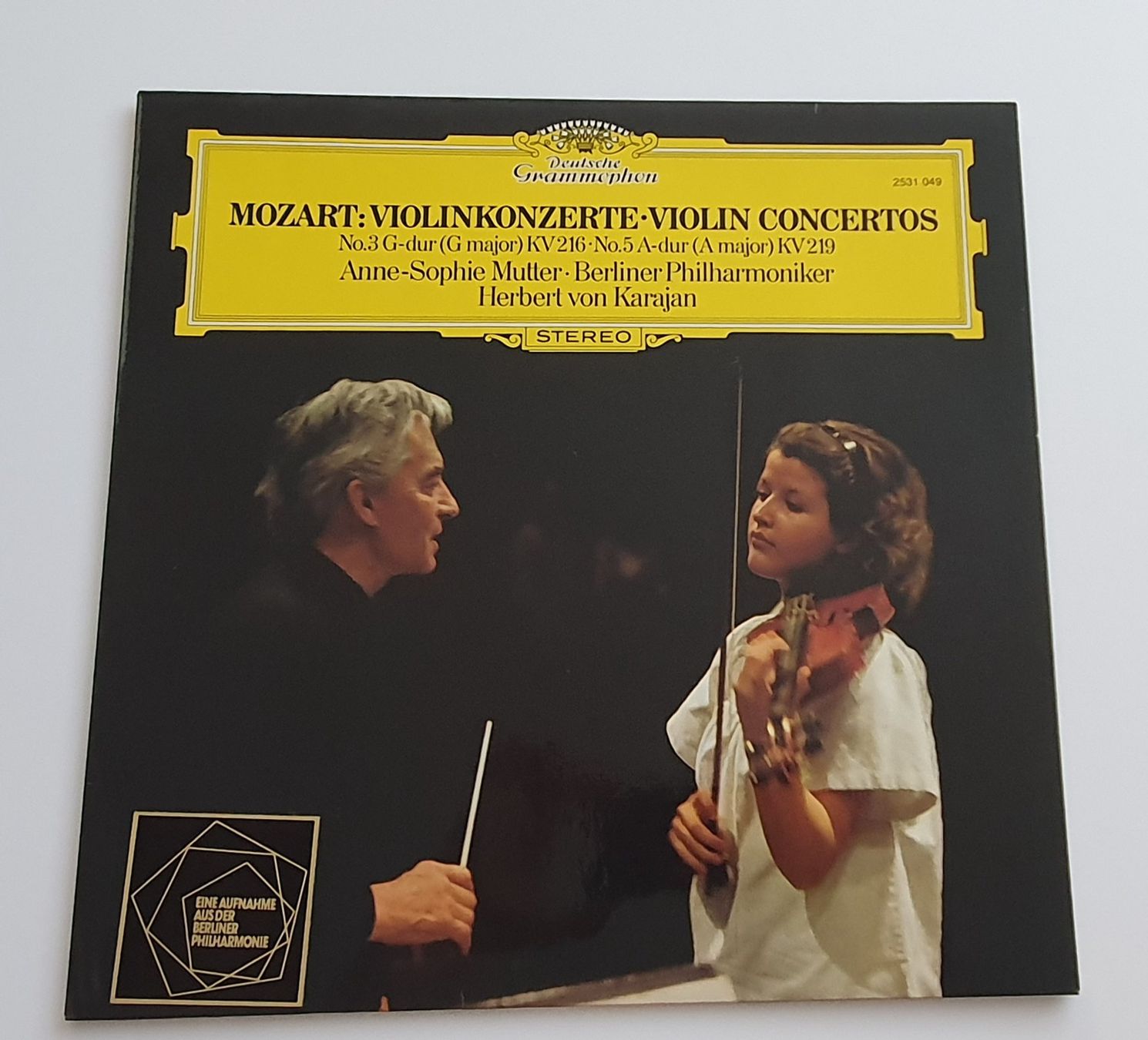 Dischi in vinile: Mozart, Mutter, Karajan - Violinkonzerte No.5 A-dur – Usato da Zuchwil venduto da AdamO.