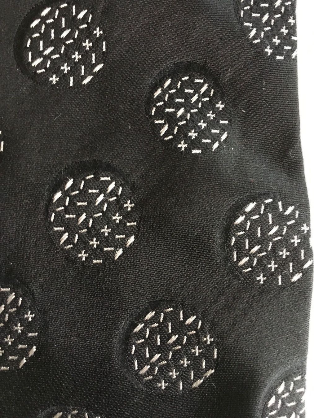 Kenzo Cravatte: Kenzo Krawatte Seide schwarz – Usato da Zug venduto da smile060 1