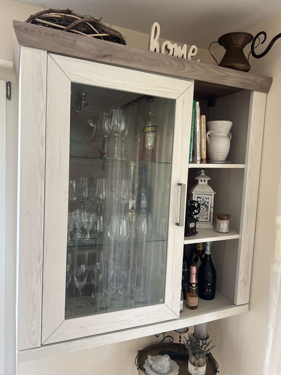 Vitrines: Hängeschrank mit Glasvitrine – D'occasion à Wettingen par salentino72 1