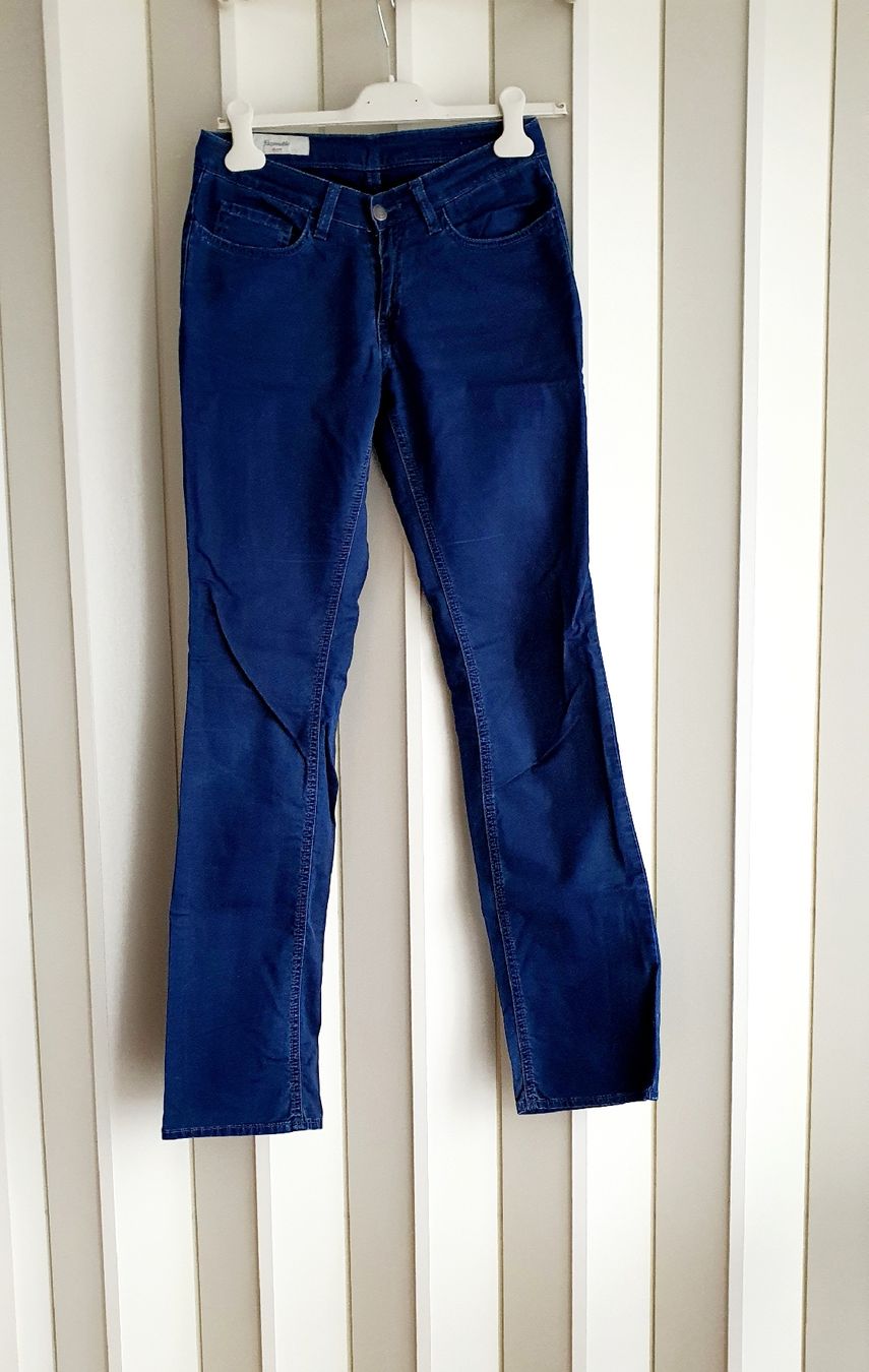Jeans: Damen Jeans / gr.S / Marke: Faconnable – Gebraucht aus Wädenswil von sos_6vlx