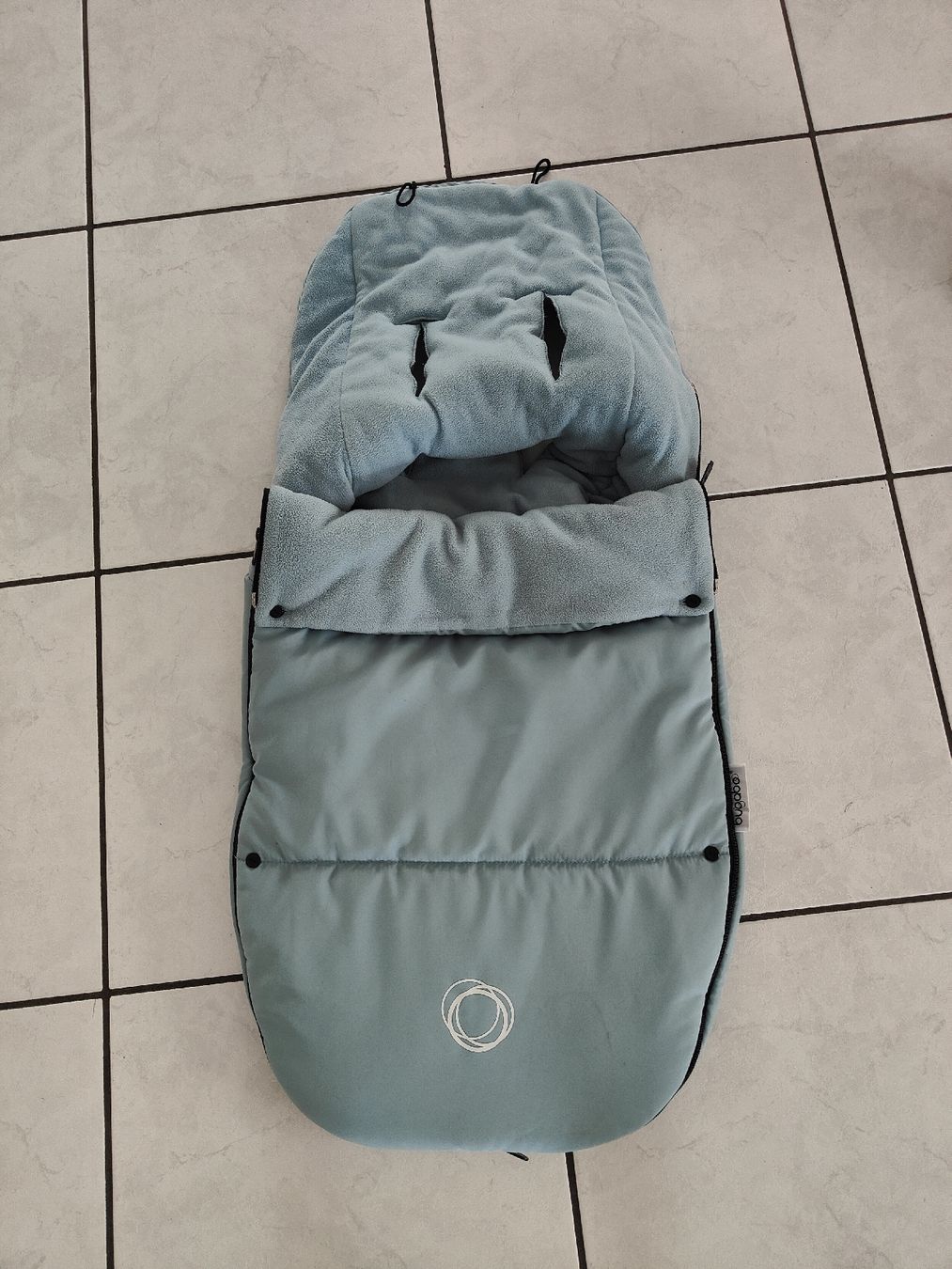 Bugaboo Sacchi a pelo: Bugaboo Winter Fusssack Hellblau - Hält schön warm! – Usato da Küssnacht am rigi venduto da Alee13