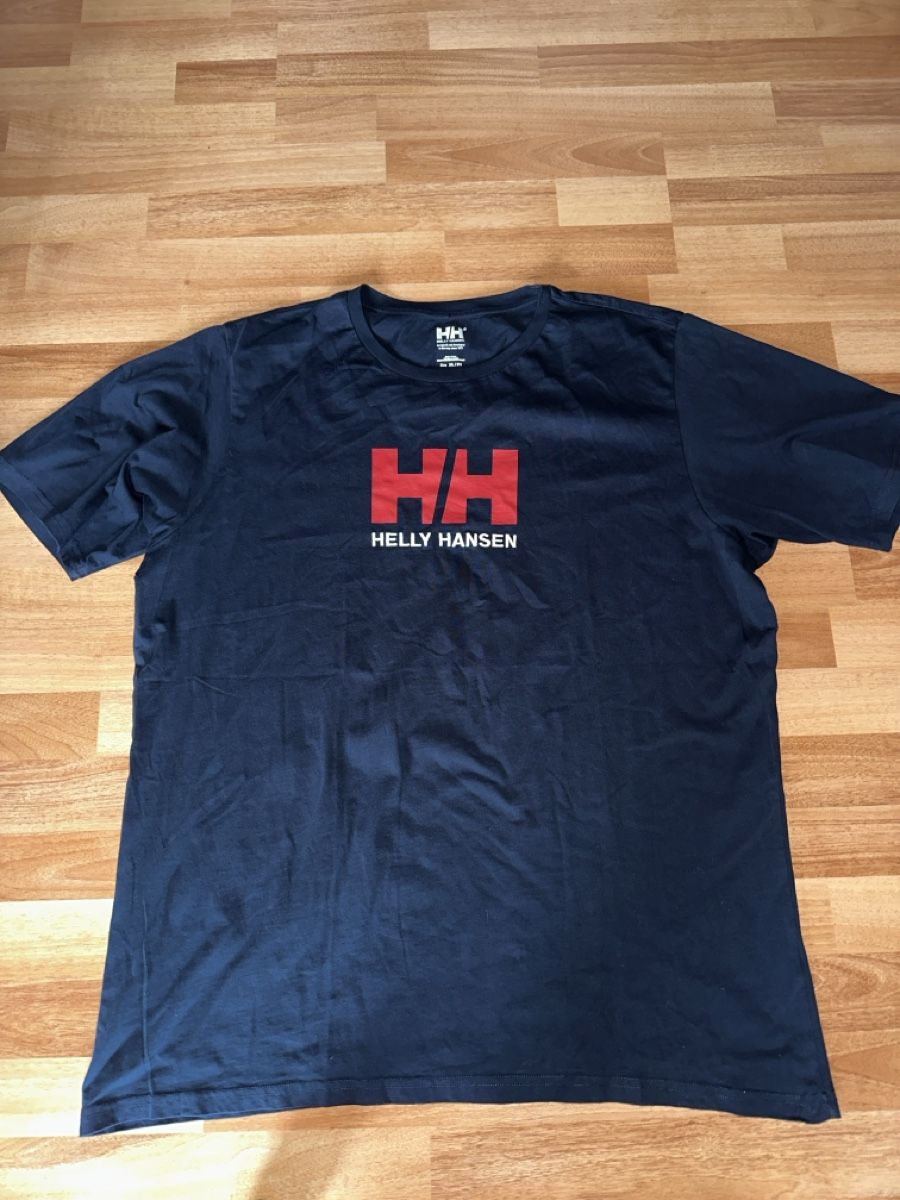 Helly Hansen T-shirt: Helly Hansen T-Shirt Gr. 3XL Dunkelblau – Usato da St. Gallen venduto da mai_2lcj