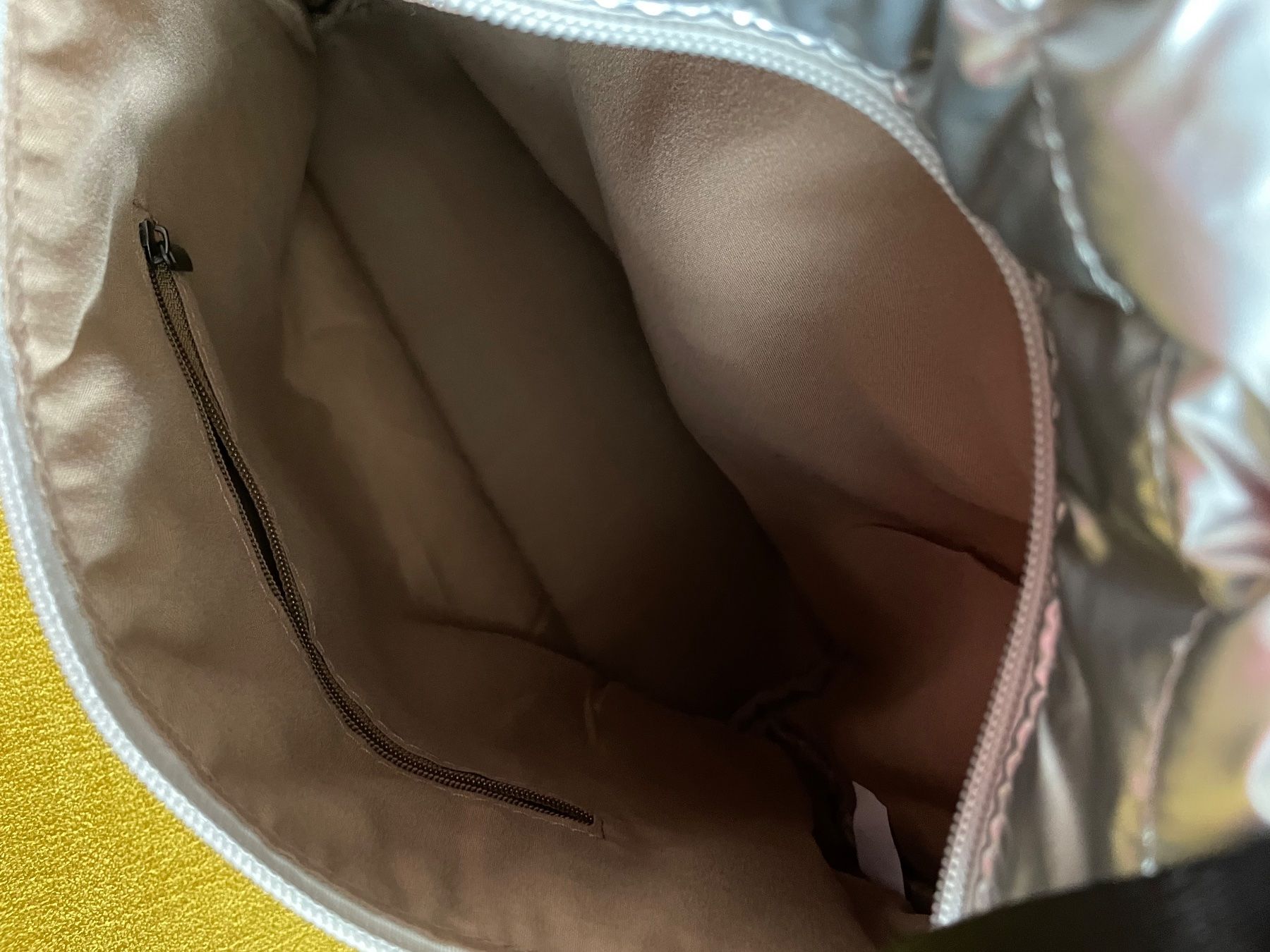 Zaini: Damen - Rucksack Silber – Nuovo e nell'imballaggio originale da Feusisberg venduto da Mila1122 4