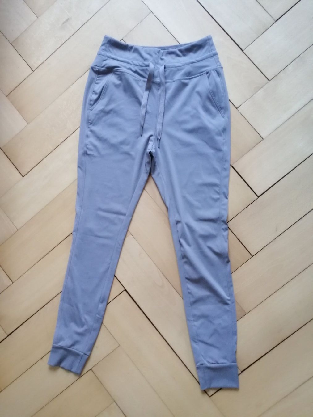 Pantaloni: Stoffhosen grau – Nuovo (secondo la descrizione) da Biel/Bienne venduto da M.D.C
