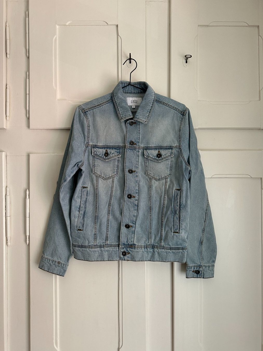 Giacche: CELIO - Jeansjacke hellblau S – Usato da Zürich venduto da Diazaio