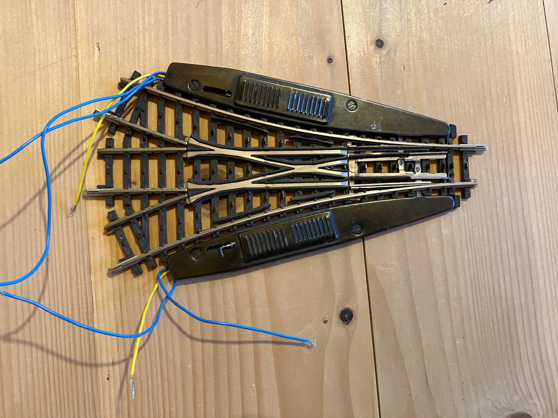 Märklin Modellini di ferrovie: Dreiwegweiche – Difettoso da Mont Tramelan venduto da Oktober1958
