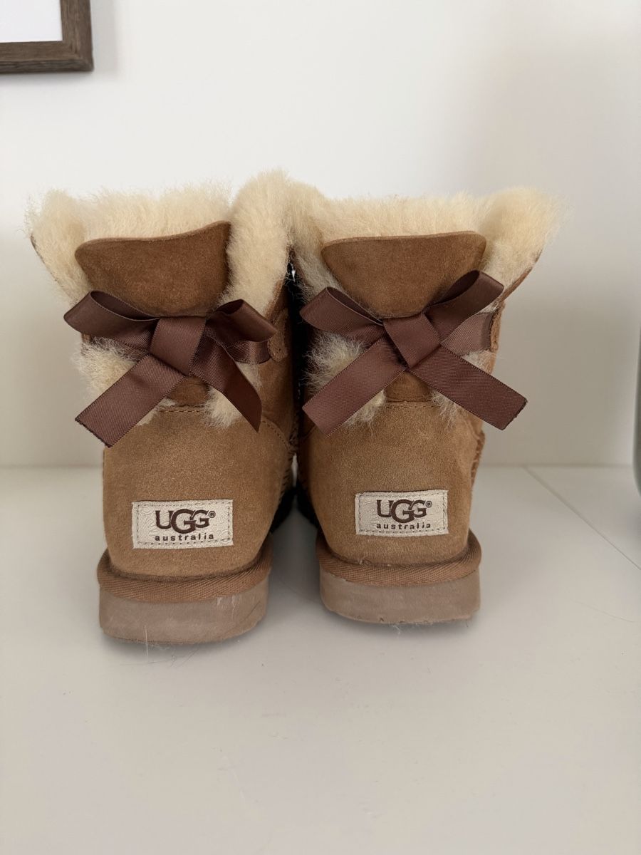 Scarpe da donna: UGGS  – Usato da Zürich venduto da Liza55
