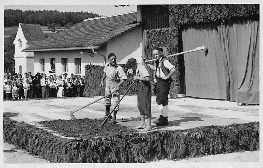 Cartoline postali: 4x Ansichtskarten WETZIKON 1940 FESTUMZUG – Usato da Lufingen venduto da Rac0 6