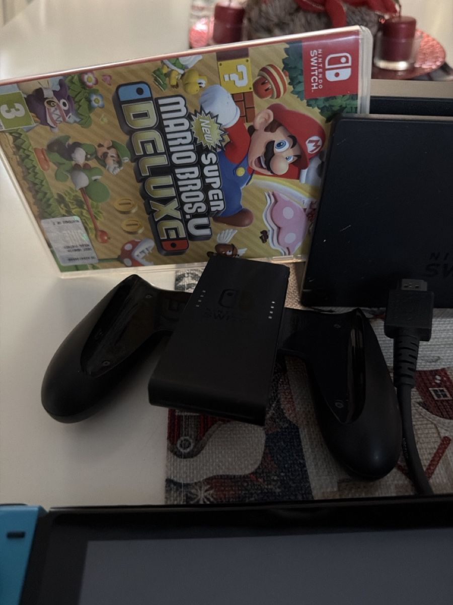Nintendo Konsolen: Nintendo Switch con gioco Super Mario Bros. U Deluxe 56 – Gebraucht aus Claro von pas_82nk 1