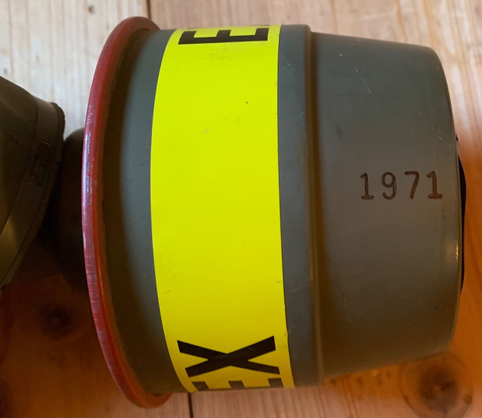 Visage & Oreilles: 2 Gasmasken der SBB mit Büchse – D'occasion à Goldingen par Bergler012 6