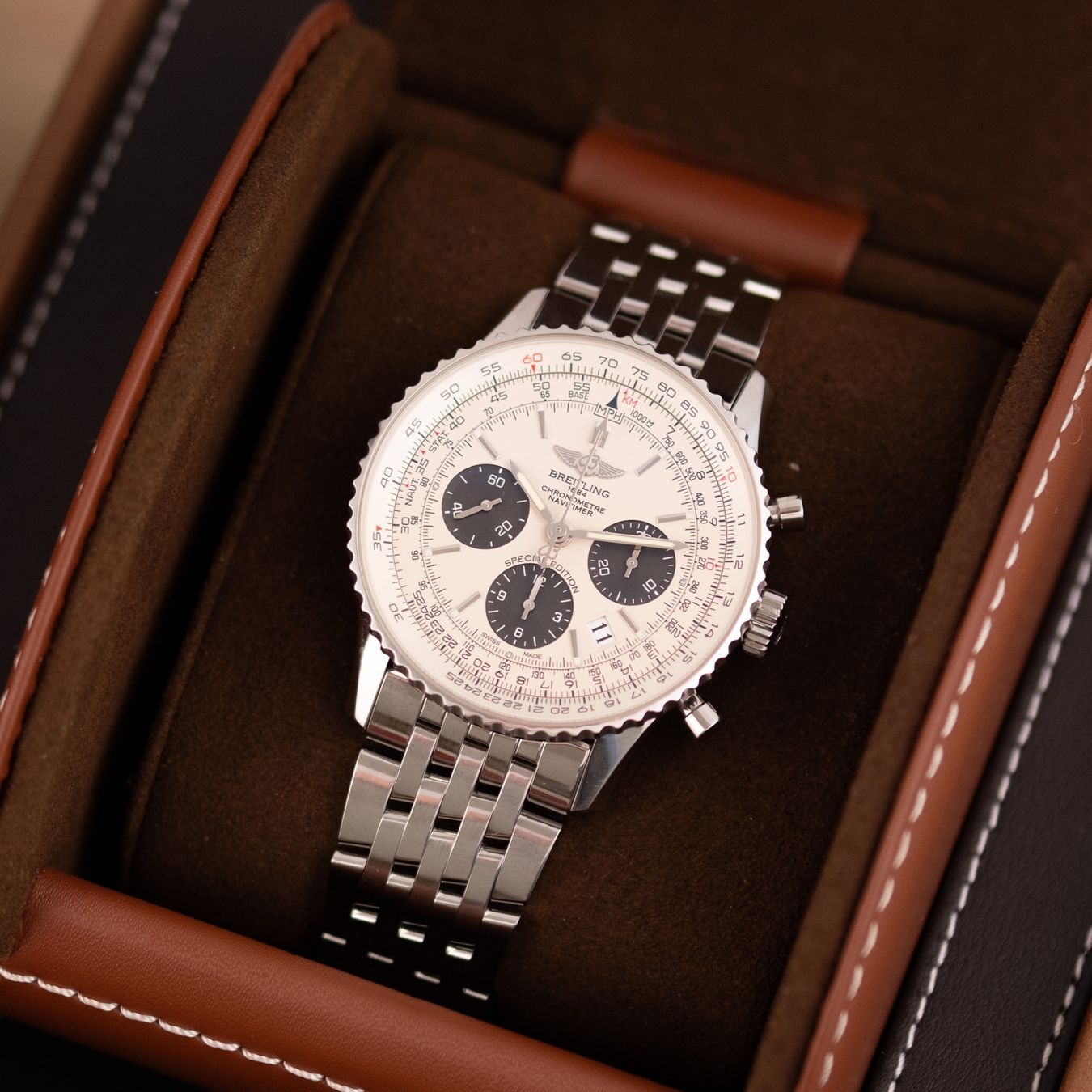 Breitling Orologi: Breitling Navitimer 01/ AB0120 / 2017 / Full Set – Usato da Luzern venduto da PrimeSwissTime 2