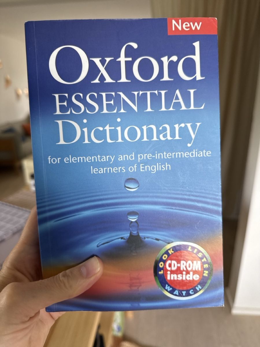 Libri: Oxford Essential Dictionary - English for Beginners A1/B2 – Usato da Zürich venduto da ana_pb66