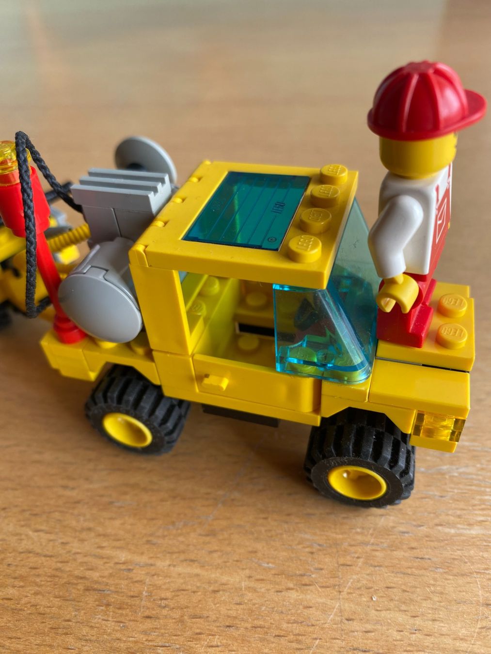 Lego Baukästen: 2 Lego Sets 6667 Strassenbau-Reparaturwagen und 6335 Dumper – Gebraucht aus Niederuzwil von Flohbruno 5