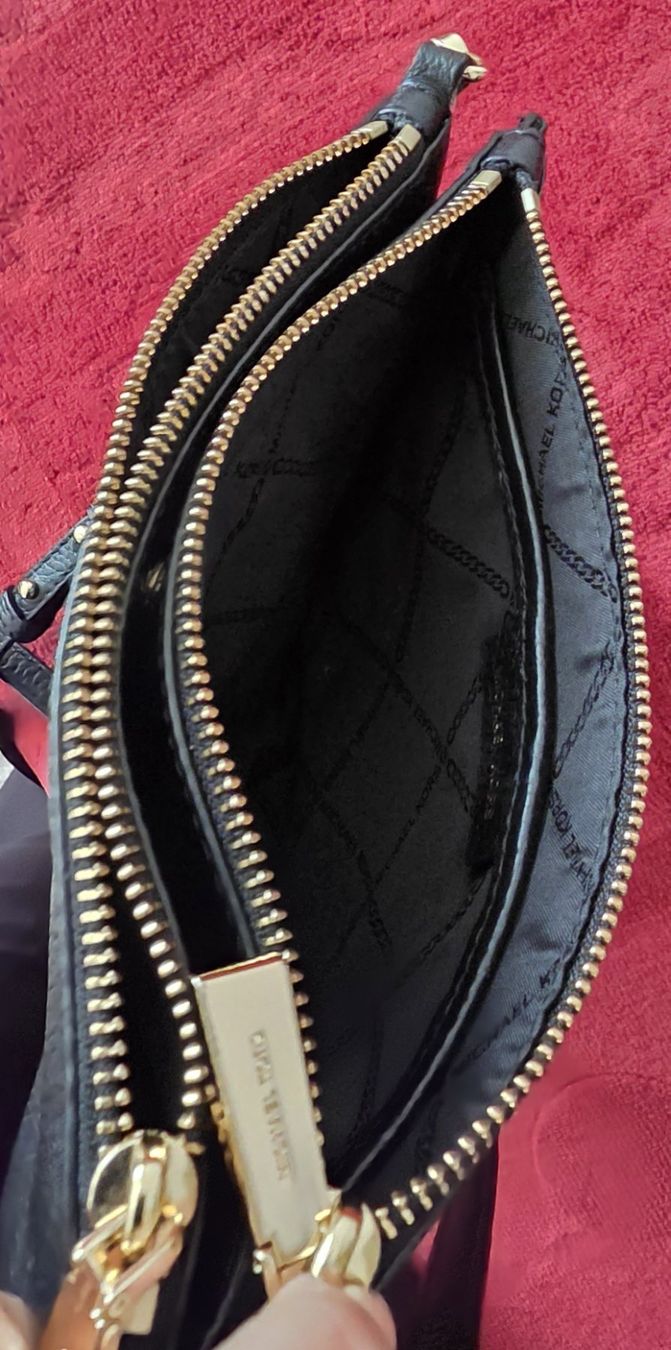 Michael Kors Borse da donna: Original Michael Kors Tasche, schwarz, gold – Usato da Wädenswil venduto da Vegas65 2