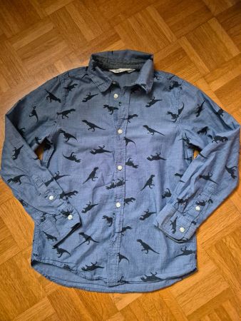 Langarmhemd blau mit Dino's, Gr. 134