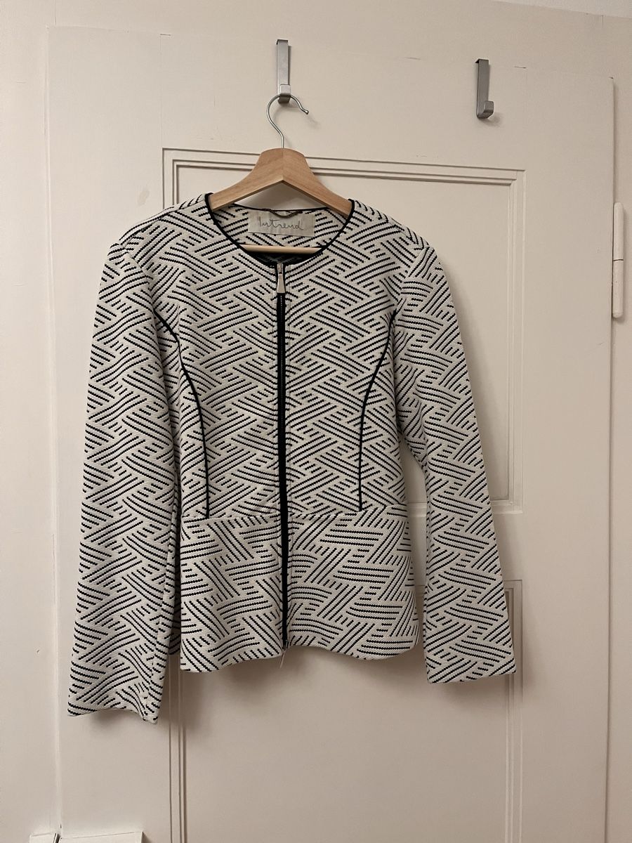 Jacken: Intrend jacket – Gebraucht aus Zürich von lor_v6pq