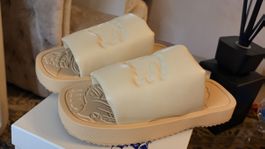 Burberry Slide Sandalen Beige Grösse 38 neu mit Box