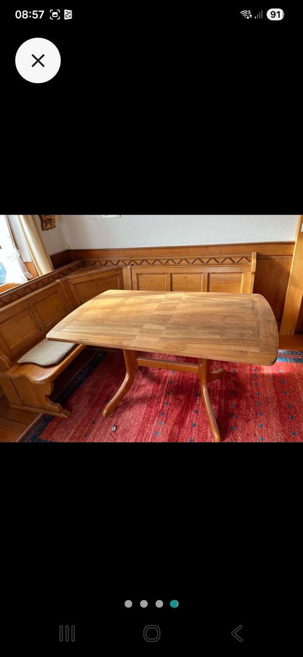 Panchine: Massiver Holzeckbank mit Tisch – Usato da Gelterkinden venduto da Muepfer