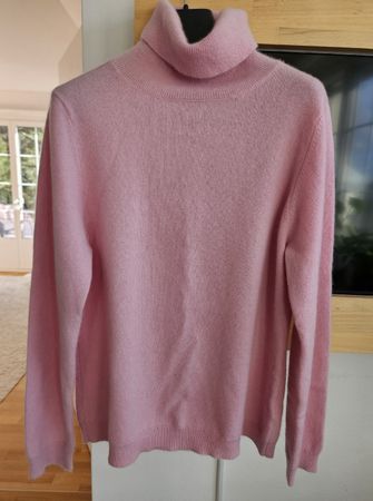 Schöner Kaschmirpullover, Größe XL. Neu mit Etiketten.