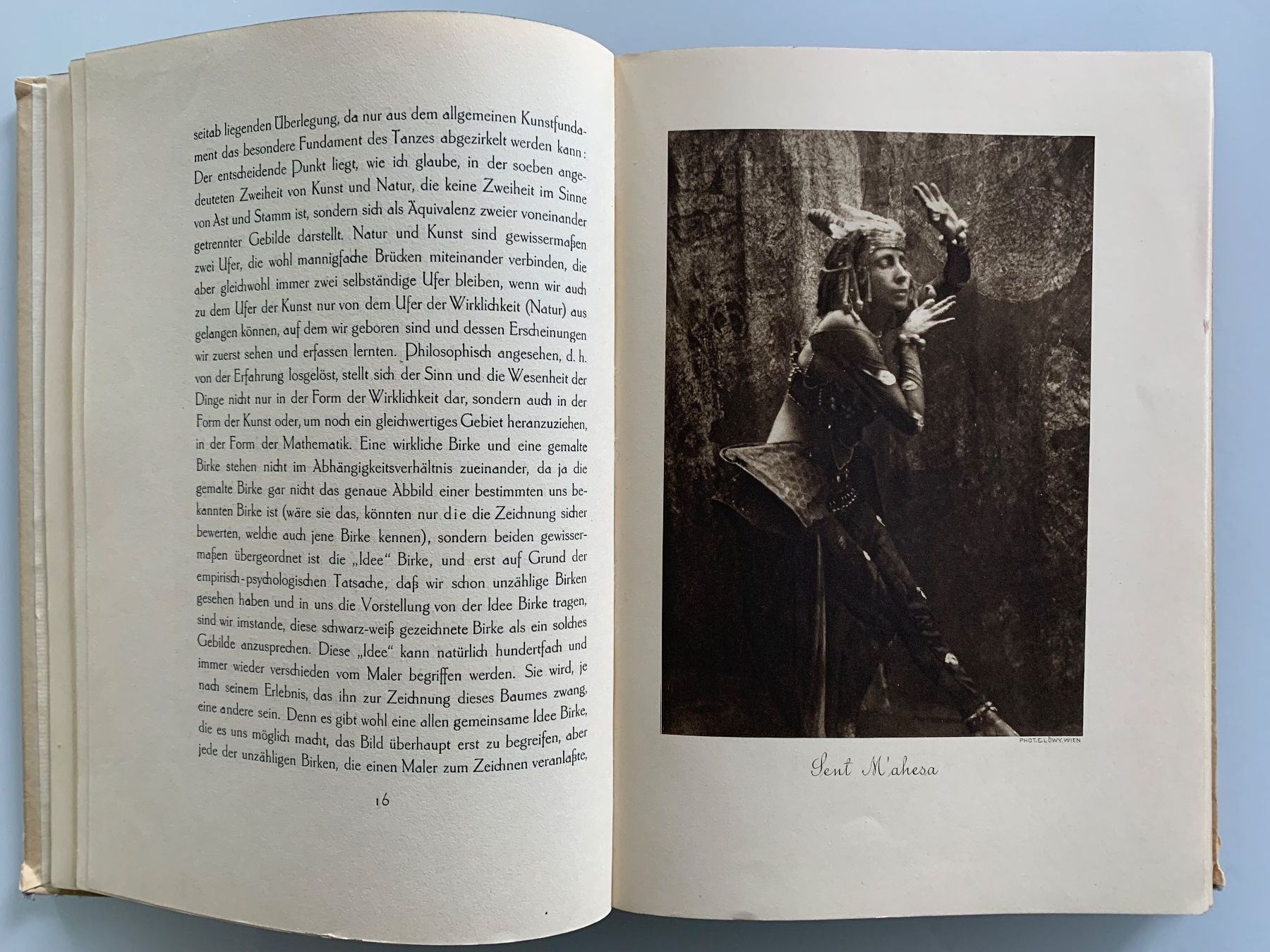 Libri: Frank Thiess, Der Tanz als Kunstwerk. – Usato da Basel venduto da SusaSandig 2