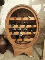 Weinregal in Fassoptik aus Holz  dekorativer Blickfang