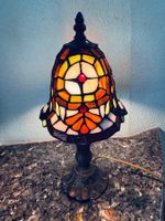 Kleine Lampe Tiffany Stil, Schirm von Honsel USA mit LED