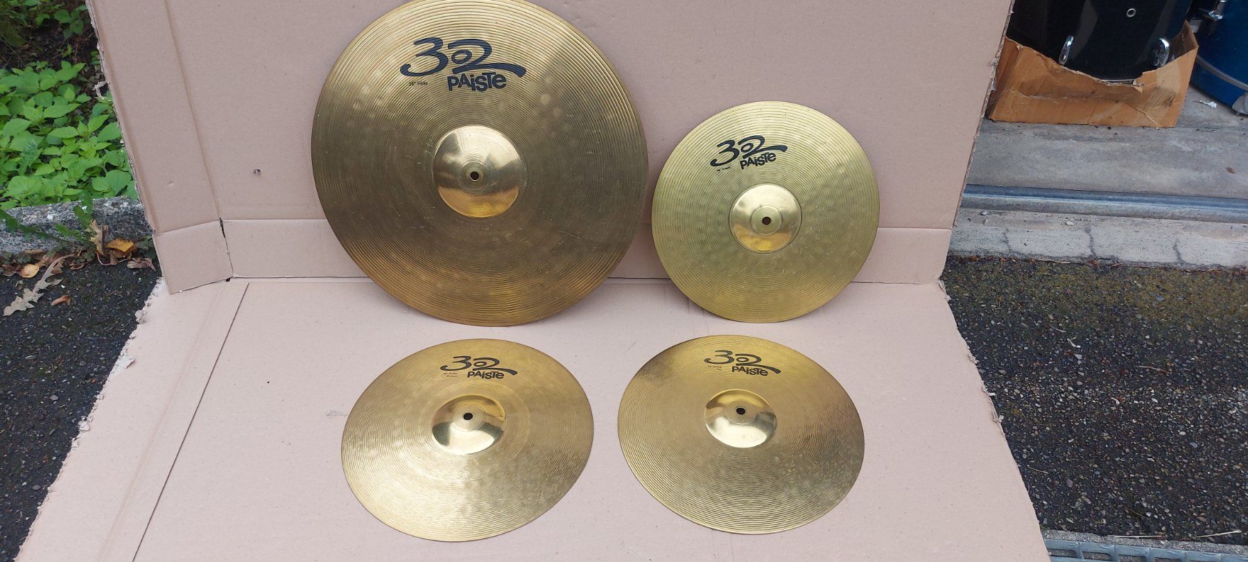 Strumenti musicali: 20",14",14" Paiste 302 , neuwertig – Nuovo (secondo la descrizione) da Glattbrugg venduto da Swissmusik