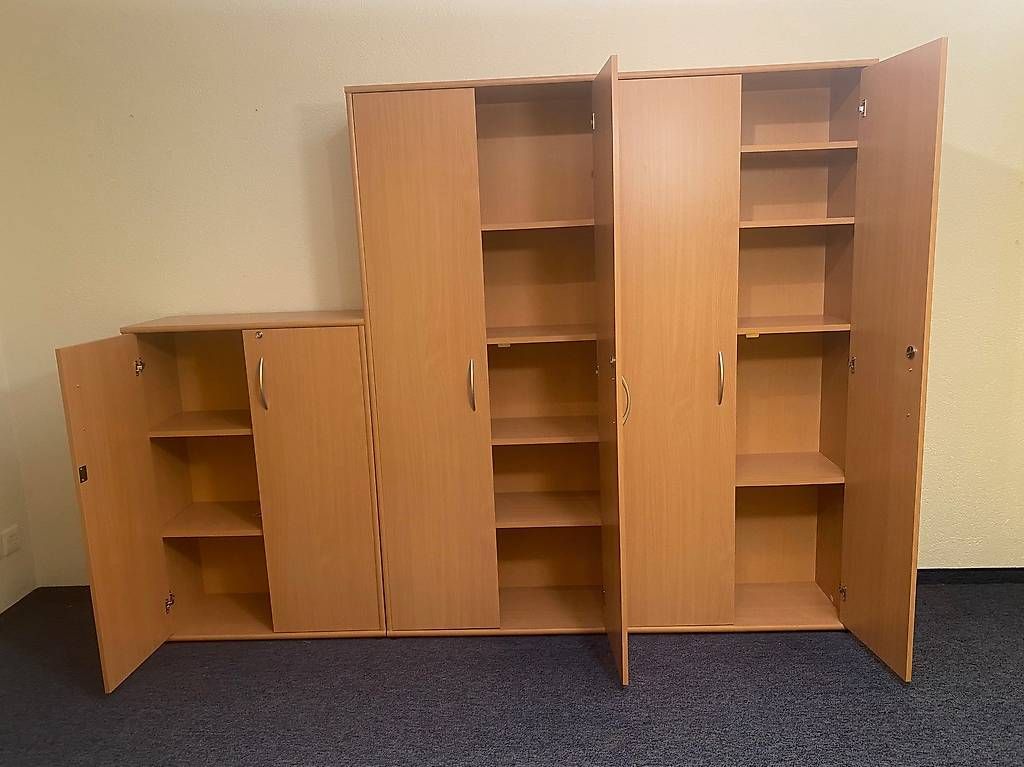 Armadi: Büroschrank – Usato da Hinwil venduto da Hiwikeb 1