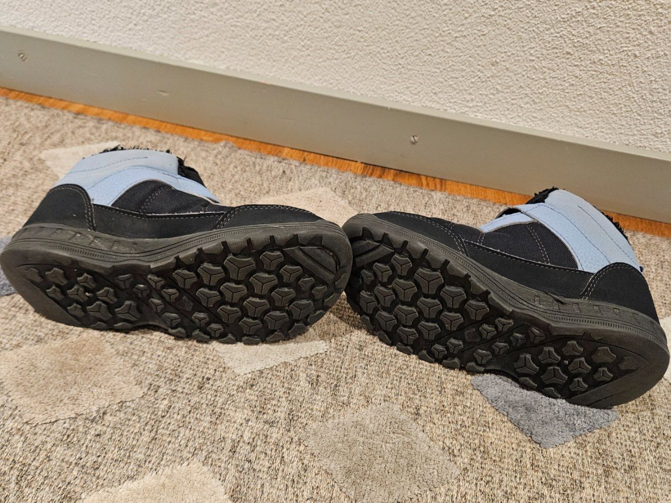 Decathlon Scarpe per ragazzi: Kinderwanderschuhe, Grösse 31, Top Zustand – Usato da Sennhof (Winterthur) venduto da HG2019 4