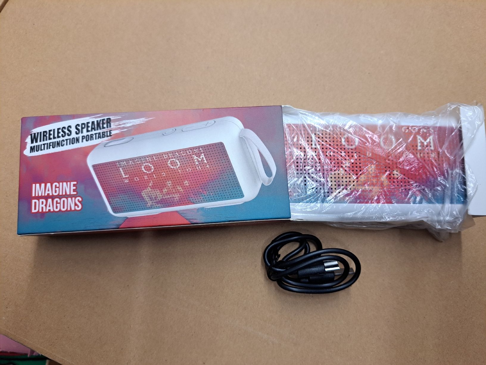 Casse acustiche: Imagine Dragons LOOM World Tour exclusive bluetooth speaker – Nuovo (secondo la descrizione) da Berikon venduto da joker1972 3