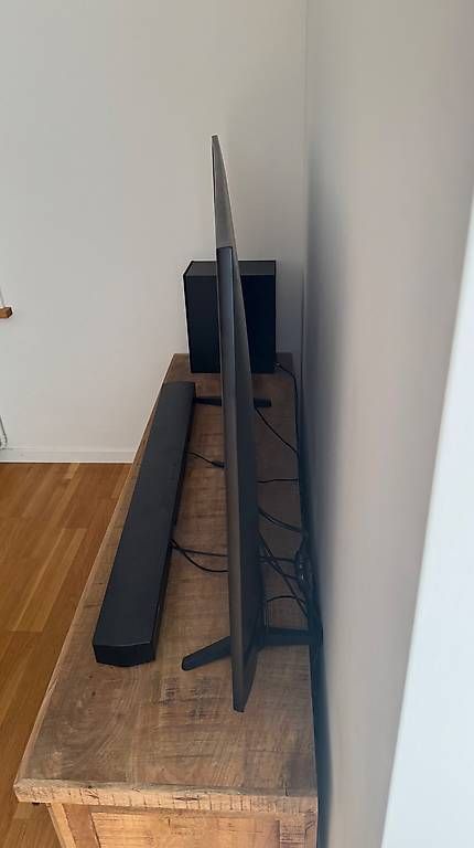Samsung Televisori: Samsung 55" 4K UHD Smart TV – Usato da Zürich venduto da Fl0.O 1