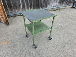 Werkstatt bzw. Transportwagen 2 Etagen 60x54cm H: 76cm ab1.-