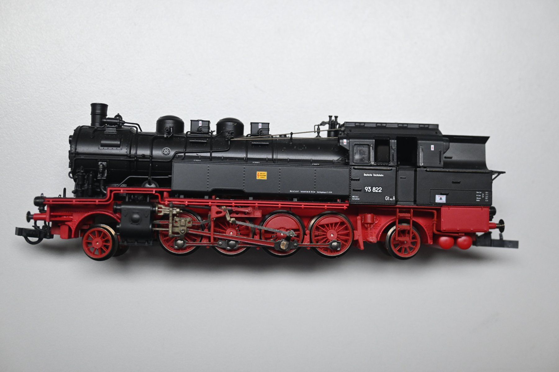 Roco Modellini di ferrovie: 1 Dampflok DB 93 822 Roco HO – Usato da Steffisburg venduto da Charlamov