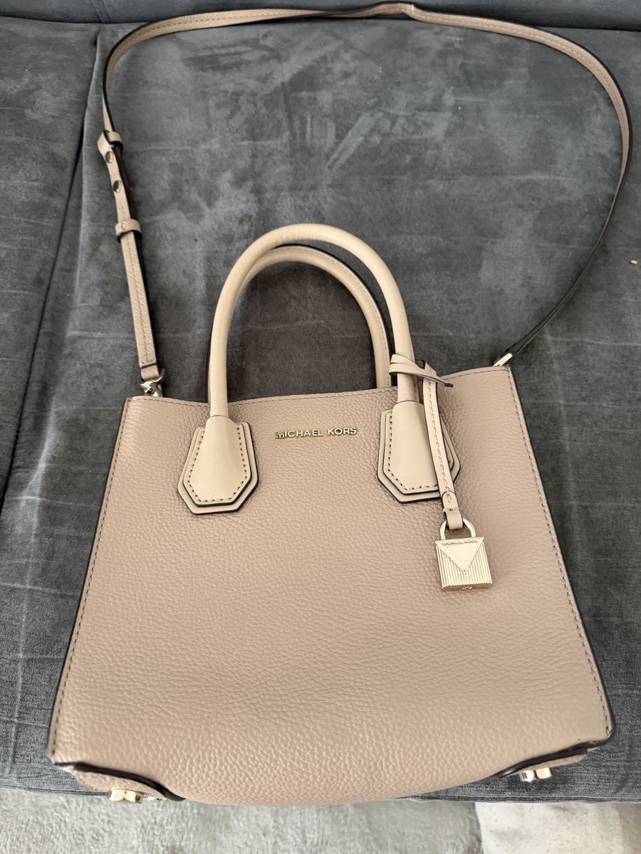 Michael Kors Borse da donna: Michael Kors Handtasche Leder beige – Usato da Hinwil venduto da CozyBree