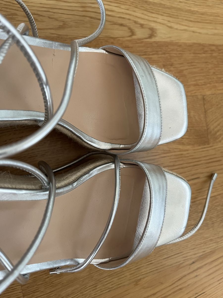 Scarpe da donna: Sandales compensées argentées à lacets taille 37 – Usato da Lutry venduto da tat_2zxq 3