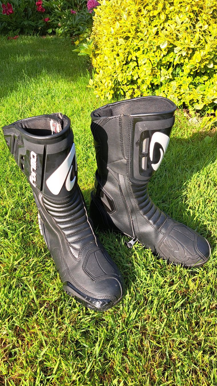 Chaussures hommes: Leichte Motorradstiefel Gr. 43 – D'occasion à Arni AG par WeiliRe 1