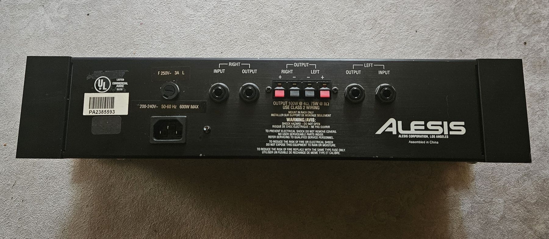 Alesis Amplificatori: Alesis RA-100  Reference Amplifier – Usato da Gossau SG venduto da Funkenflug1040 1
