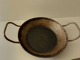 Eisenpfanne, eingebrannt, 20 cm