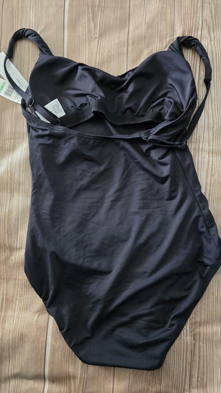 Badekleider & Bikinis: 🏷️ Carmen Marc Valvo Badeanzug - M - schwarz – Neu und originalverpackt aus Thalwil von VitaMini 3