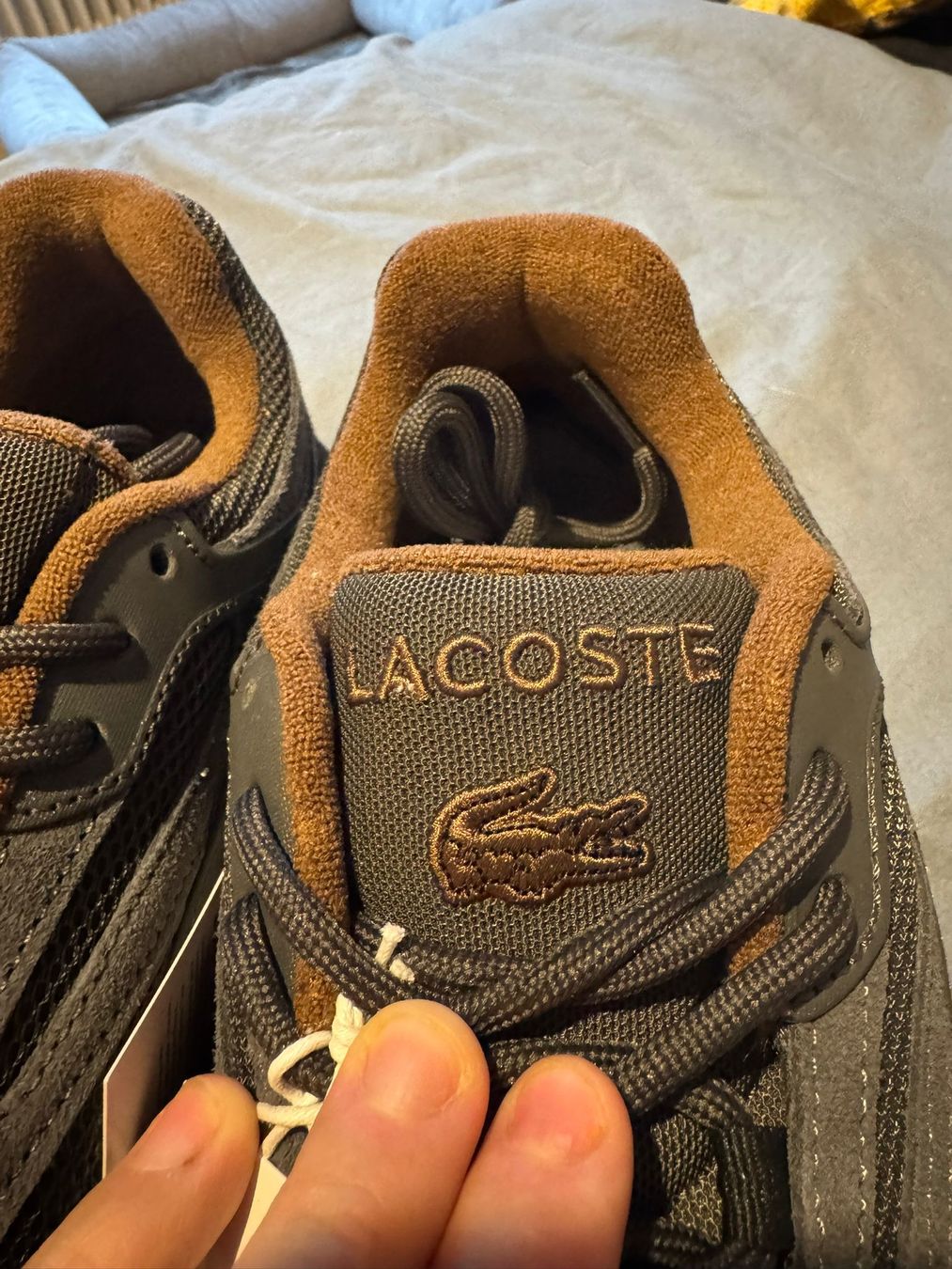 Lacoste Herrenschuhe: Lacoste L003 2K24 Grösse 44, Neu! – Neu und originalverpackt aus Laufen von Happi121 4