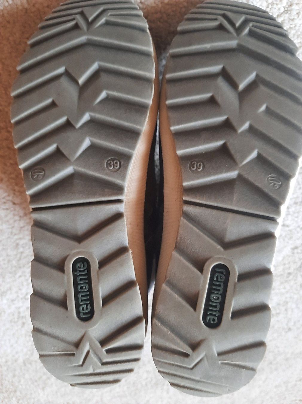 Replay Scarpe da donna: Remonte Schnürstiefeletten Gr 39 – Usato da Muotathal venduto da robin40 4