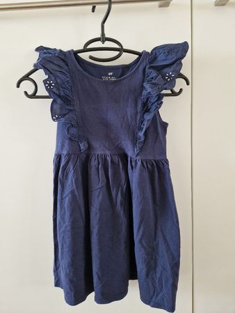 Sommerkleid mit Schmetterlingsärmel