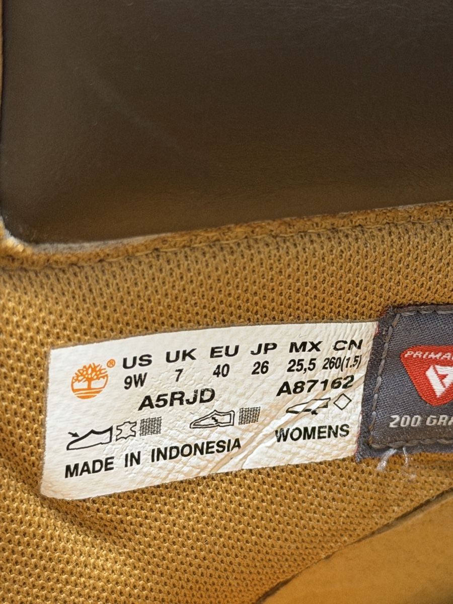 Timberland Chaussures femmes: Plattform Timbs Size 40/ 40.5 – D'occasion à Bachenbülach par cec_8j5s 2