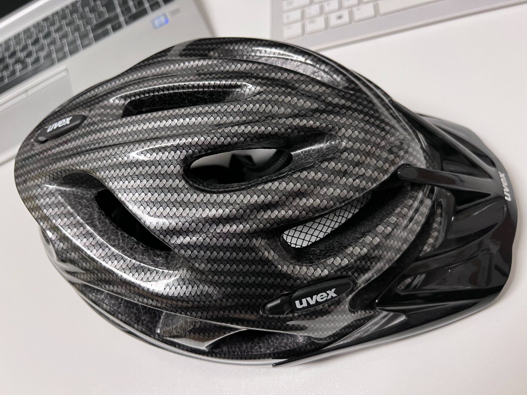 Helme: Fahrradhelm  UVEX ONYX, 52-57 cm – Gebraucht aus Unterengstringen von hausraus 1