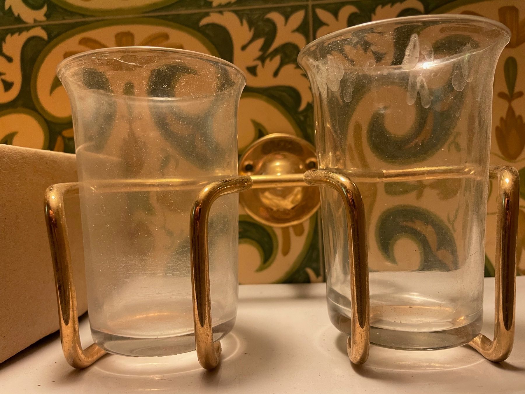 Altro per la casa: Zahnglashalter mit 2 Gläsern, vintage – Usato da Herrenschwanden venduto da Katja71 1