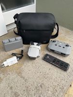 DJI Mini 2 Fly More Combo Drohne mit Zubehör