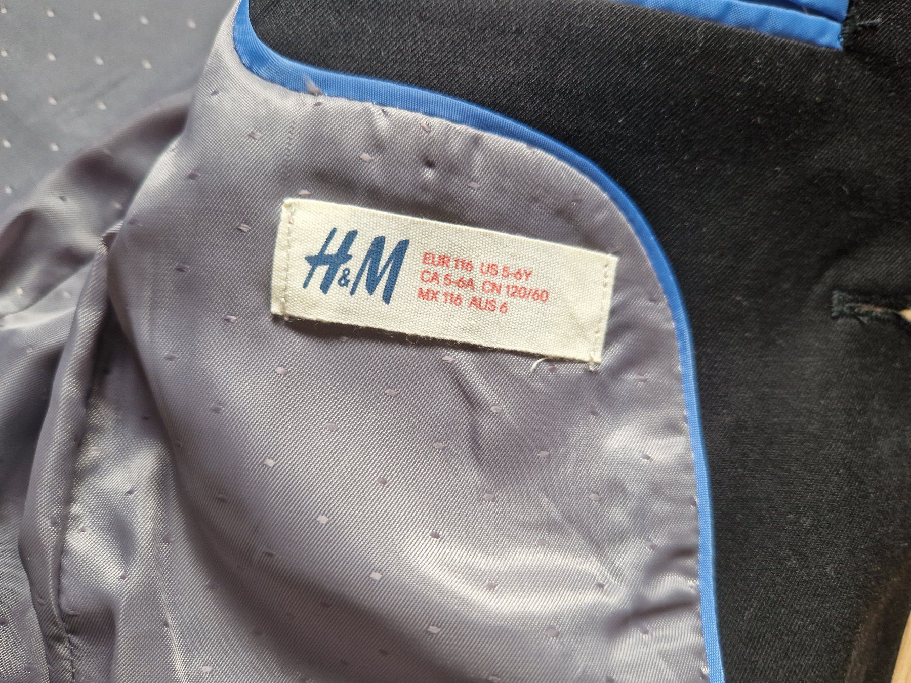 H&M Jacken & Mäntel: Blazer Sakko Jacke schwarz H&M 116 – Gebraucht aus Giswil von monimaus08 1