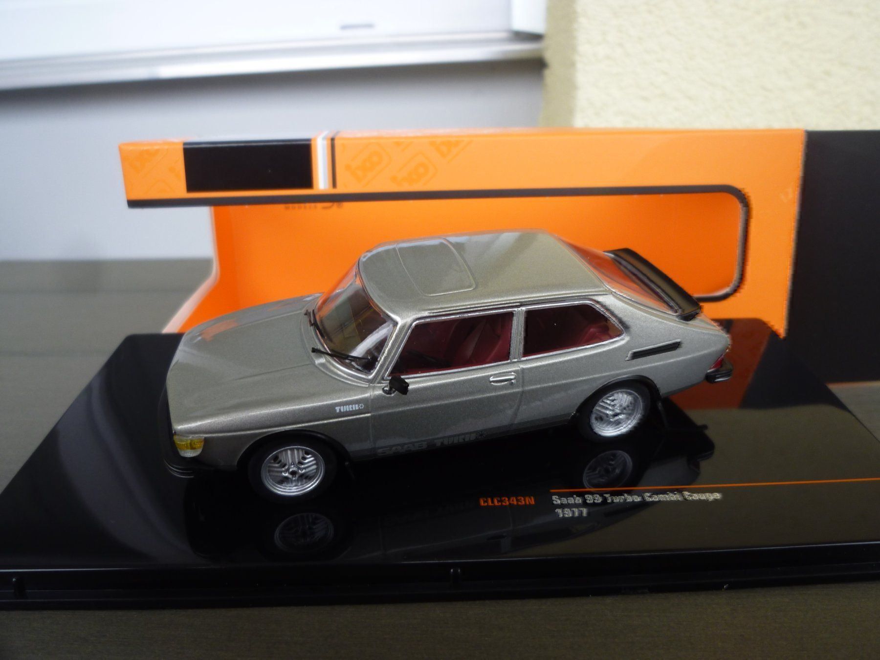 Saab Modellautos: Saab 99 Turbo Combi Coupè (1977) – Neu und originalverpackt aus Flawil von Imperiosud 3